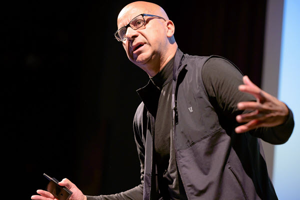 victor-antonio-keynote-presentation